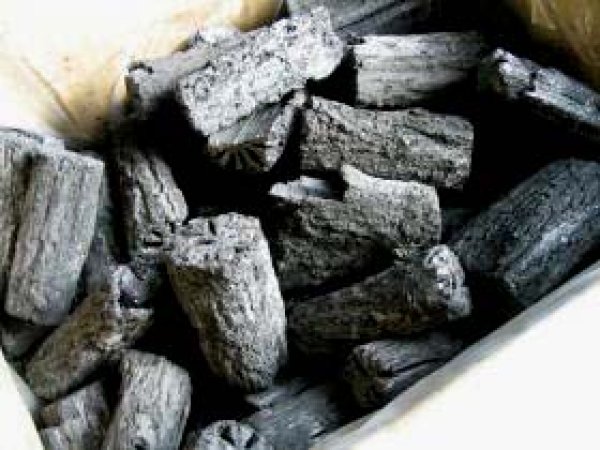 画像1: バーベキュー木炭(くぬぎ炭)2kg (1)